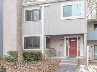1534 Woodledge Cir, State College, PA 16803