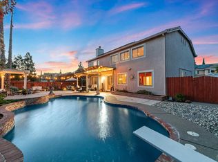 801 Summerbreeze Dr, Vacaville, CA 95687