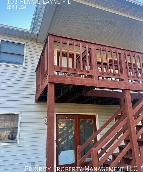 103 Pennie Ln #D — Photo 2