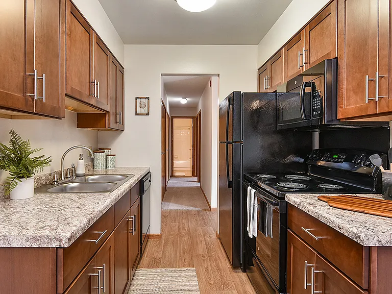 Lancaster Village Apartments — Photo 23