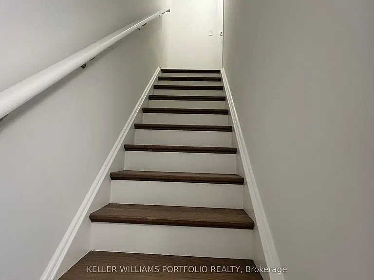 35 Birchcliff Ave #9 — Photo 4
