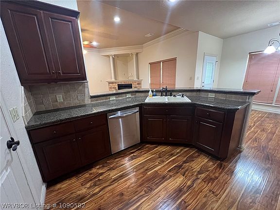 3rd image of 2408 Kaylonni Ln