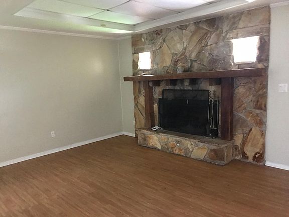 4th image of 3613 S Coolidge Ave