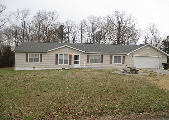 1st image of 203 Delma Dr