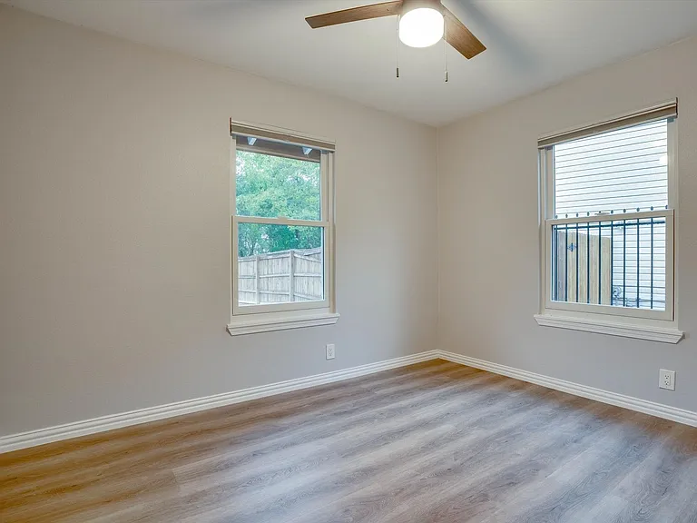 600 Bramble Dr — Photo 11