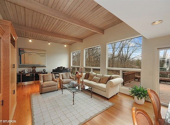 3rd image of 3275 Dato Ave