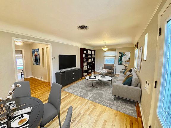Living / dining room