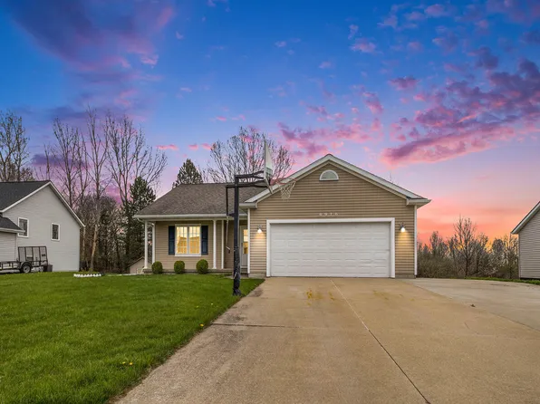 6976 Shady Knoll Dr SE, Caledonia, MI 49316