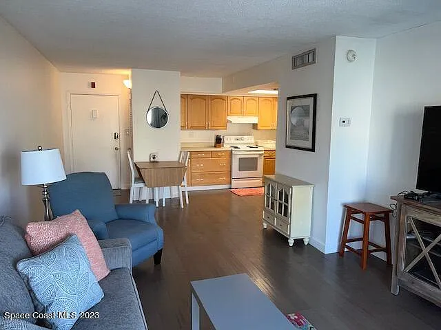 4800 Ocean Beach Blvd #326 — Photo 2