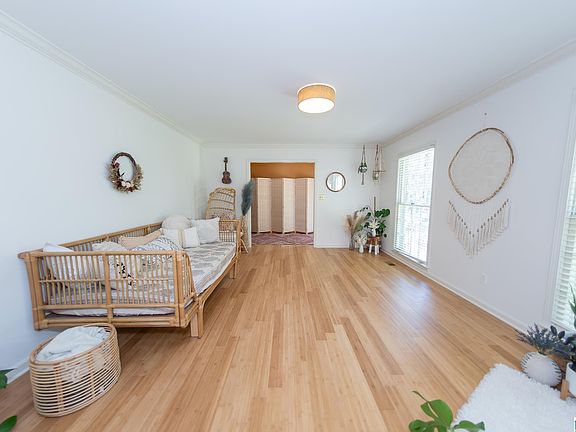 5th image of 2667 Swiss Ln