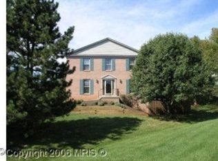 13200 Grand Junction Dr, Fairfax, VA 22033