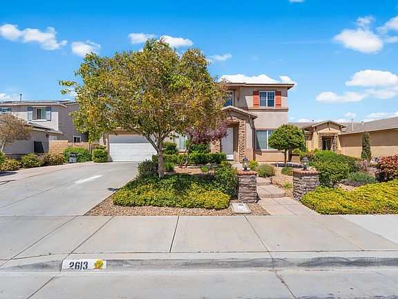 3rd image of 2613 Lincoln Ln