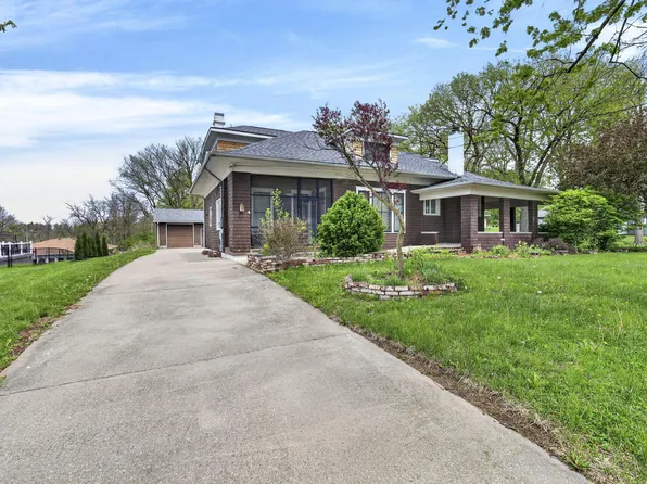 208 E Mill St, Avoca, IA 51521