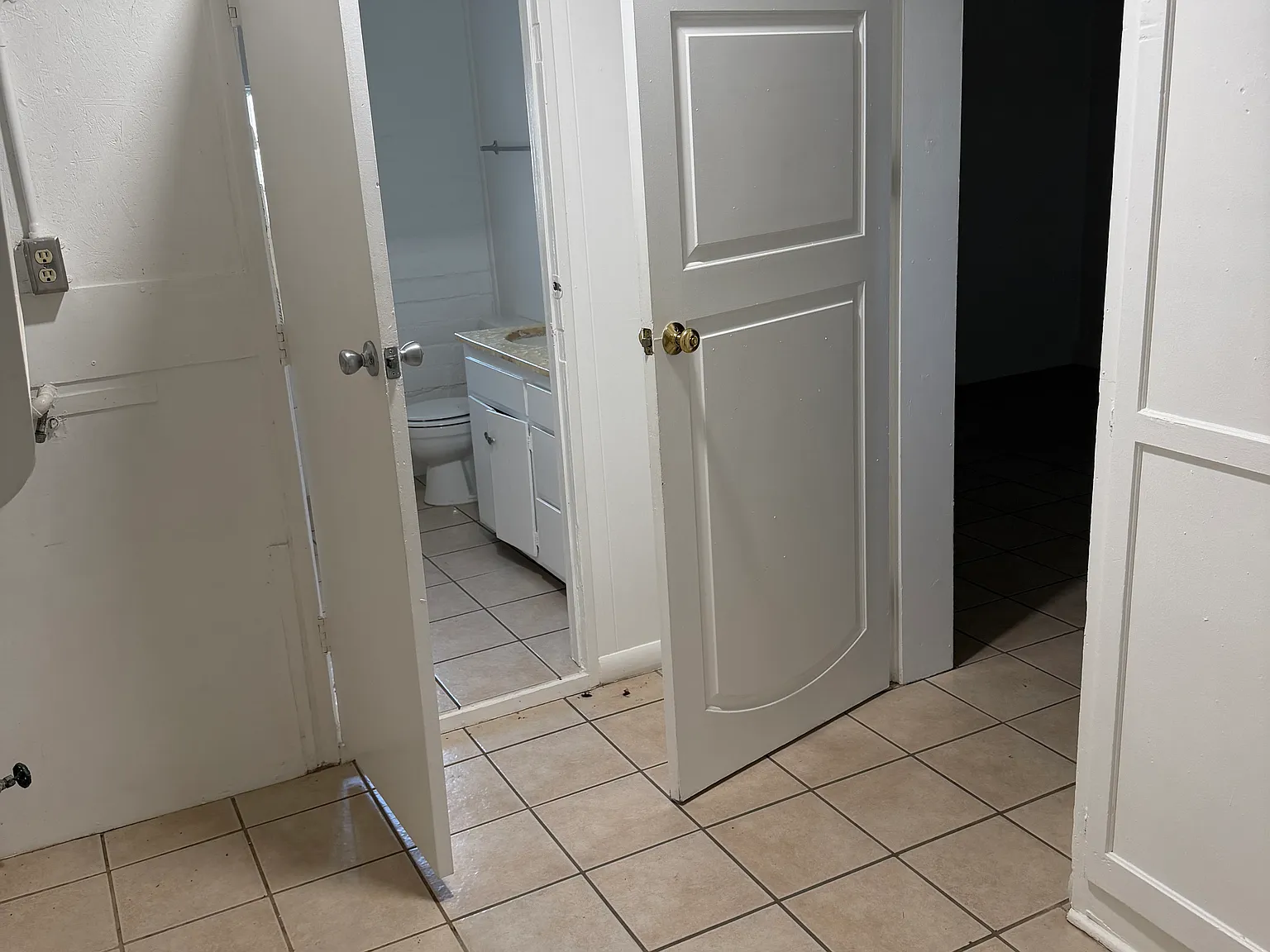1 bed, $950 — Photo 1