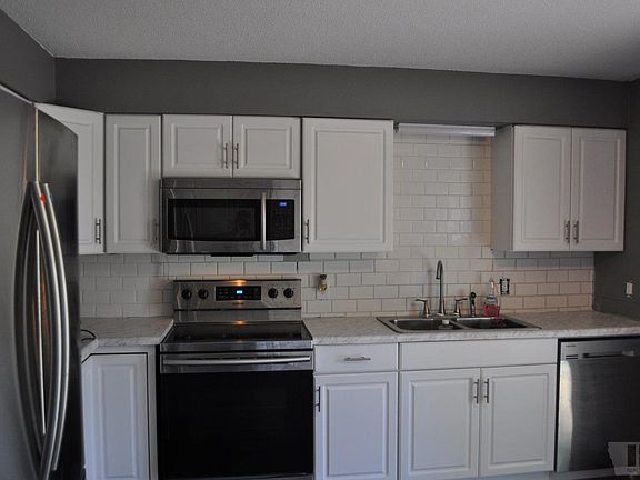 3rd image of 1511 W 6th Ave N