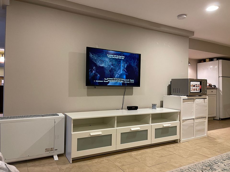 1st image of 2185 Violet Cir #5
