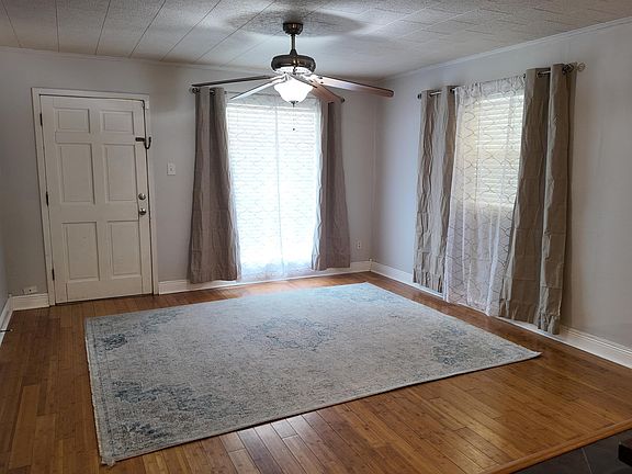 2nd image of 229 Auburn Dr
