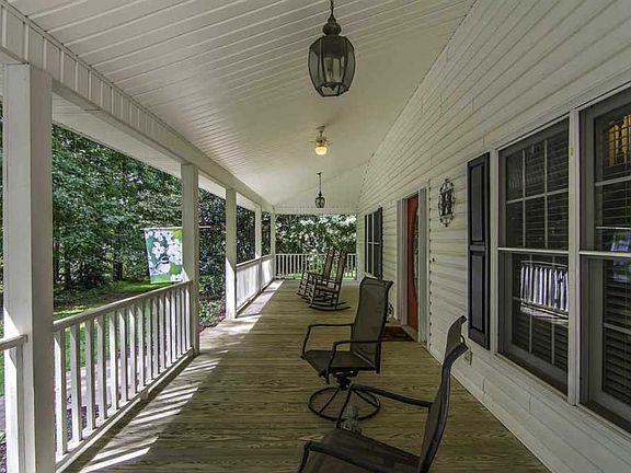 2nd image of 245 Kelli Ct