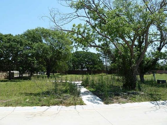 2nd image of 5709 Arbor Gate Ln