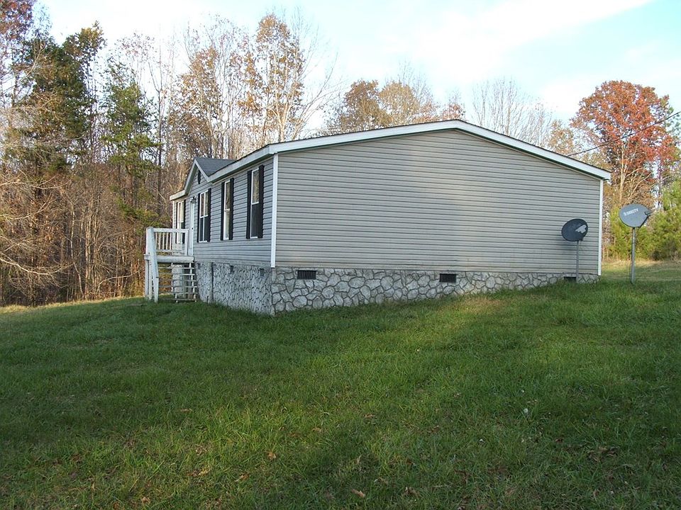 2nd image of 1029 Newtown Rd