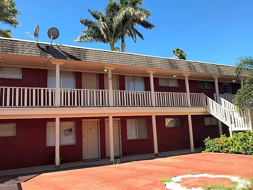 University Manor Apartments