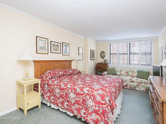 4th image of 420 E 51st St APT 10A