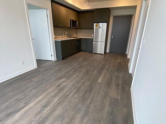 4th image of 32 Forest Manor Rd #508