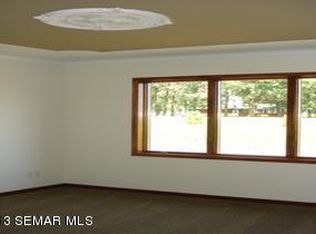 1856 Evergreen Pl NE, Owatonna, MN 55060