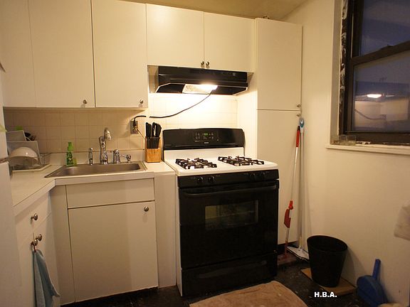 5th image of 61-25 98th St APT 4F