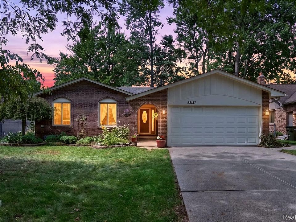 1st image of 38137 Mount Kisco Dr