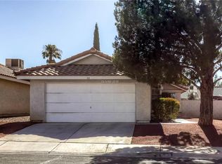 53 Fantasia Ln, Henderson, NV 89074