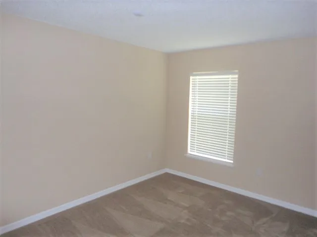 6203 Venezia Pl — Photo 10