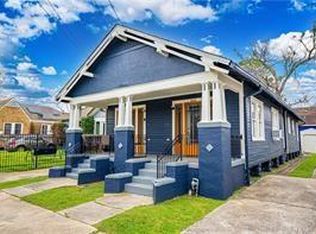 8626 Apple St, New Orleans, LA 70118