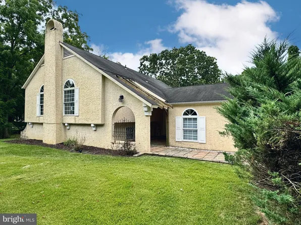 1764 Winslow Rd, Williamstown, NJ 08094