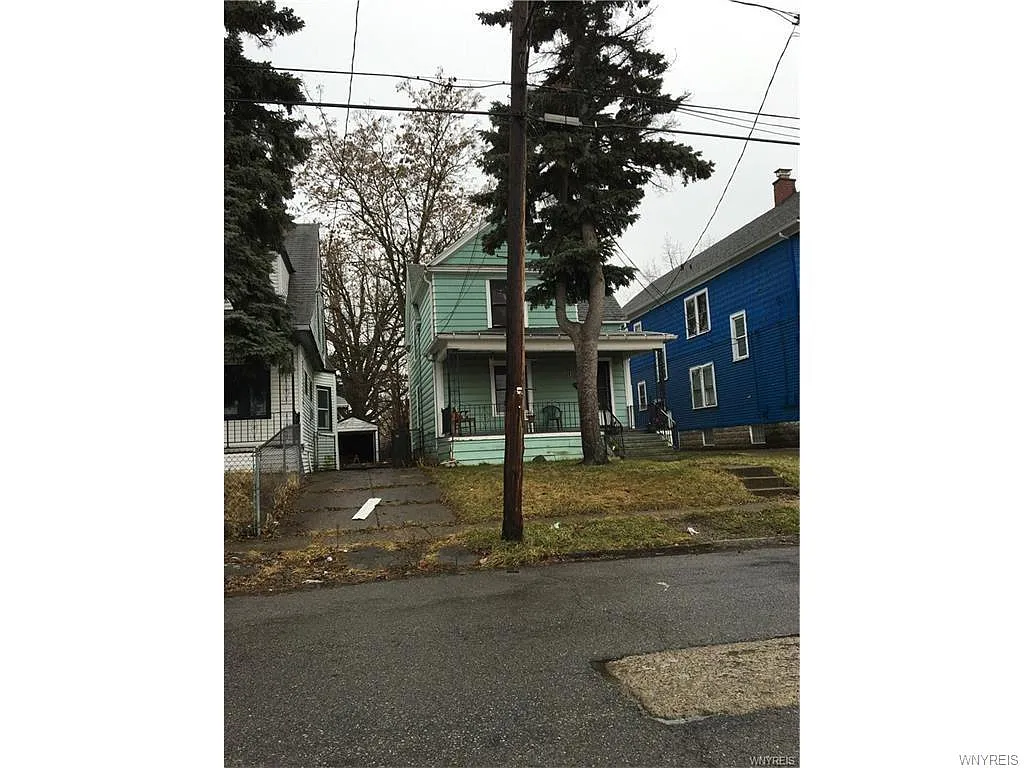 261 Rodney Ave photo 1