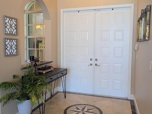 4th image of 10640 Oak Meadow Ln