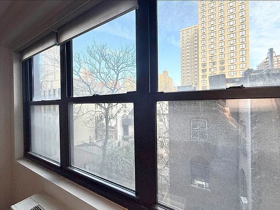3rd image of 245 E 25th St APT 6L
