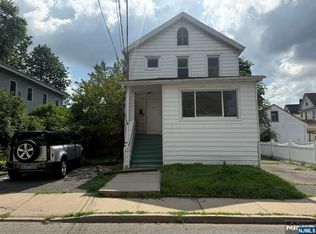 12 Brandt St, Little Ferry, NJ 07643