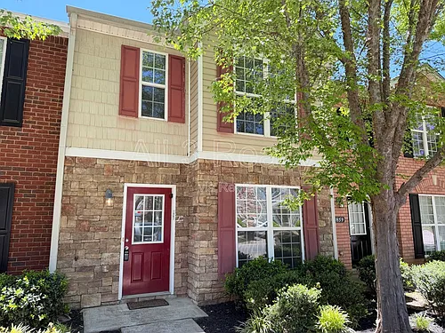 1863 Grove Way Photo 1