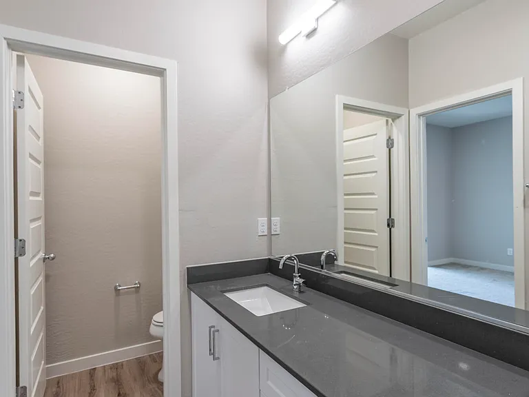 432 S 32nd St #115 — Photo 43