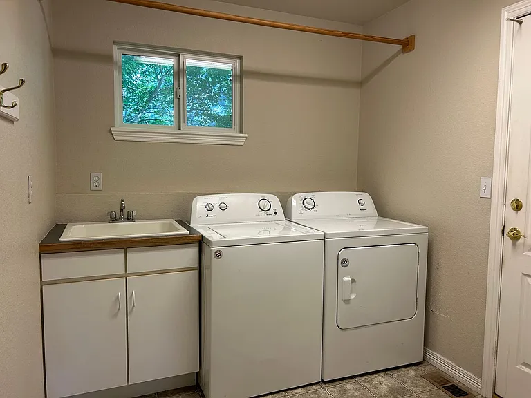 5406 Hunter Dr — Photo 12