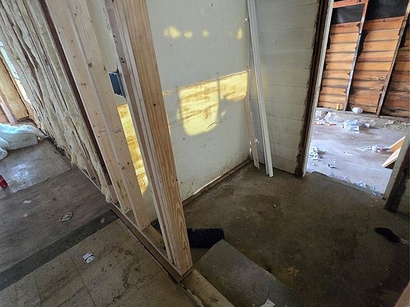 5th image of 1041 N Florence Ave