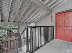 8016 146th Ave NE