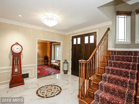 2nd image of 7734 Laurel Leaf Dr