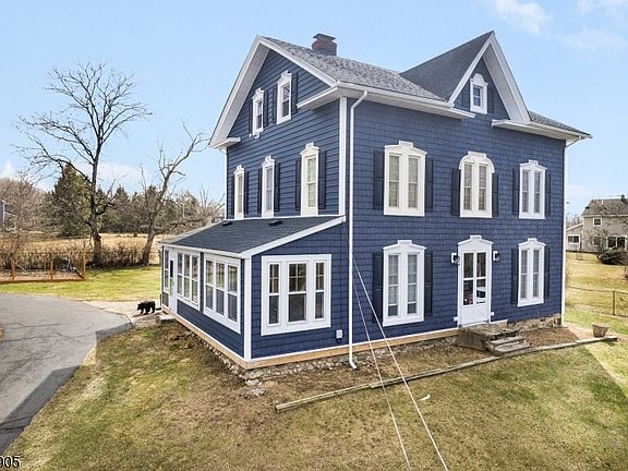 3rd image of 23 Knowlton Rd