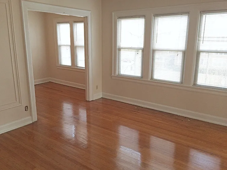 Biltmore Apartments — Photo 26
