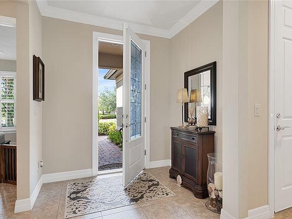 4th image of 5427 Antigua Cir