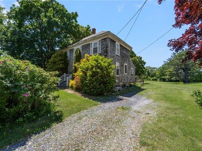 469 Wapping Rd, Portsmouth, RI, 02871
