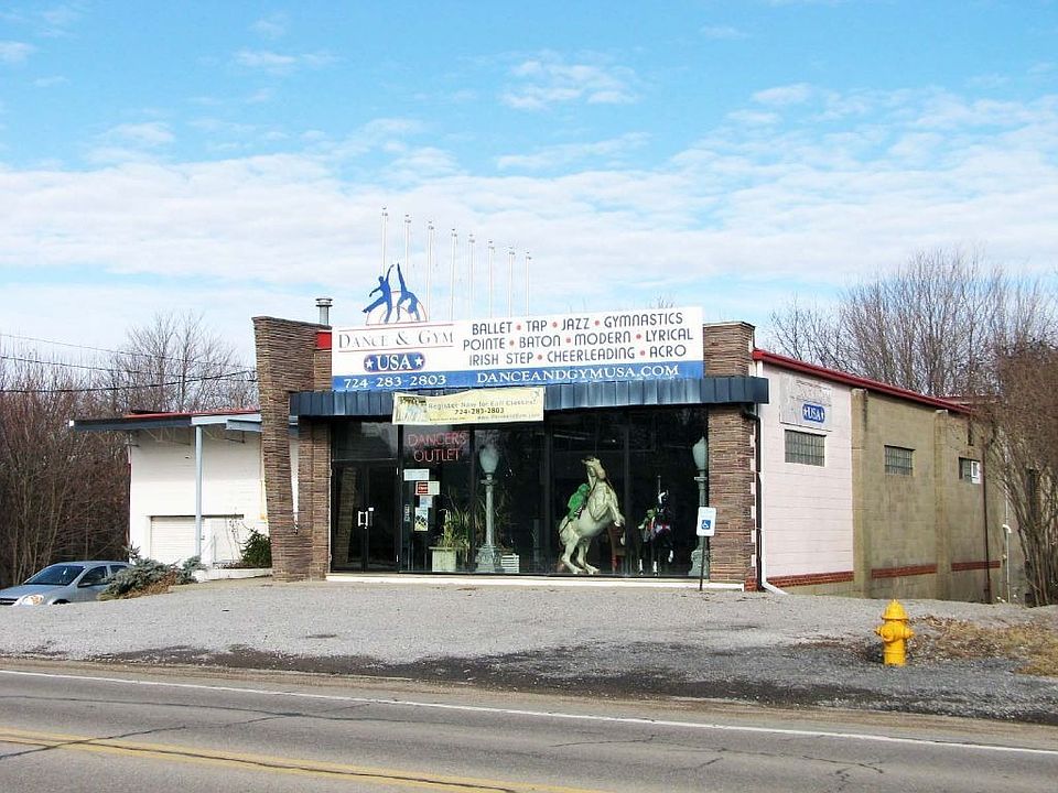2nd image of 1737 N Main Street Ext