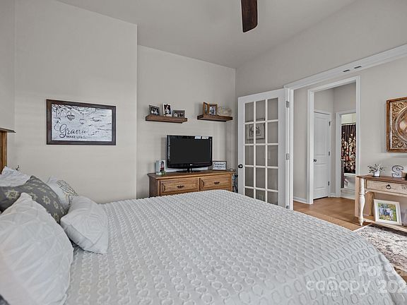 4th image of 8004 Green Heron Ct